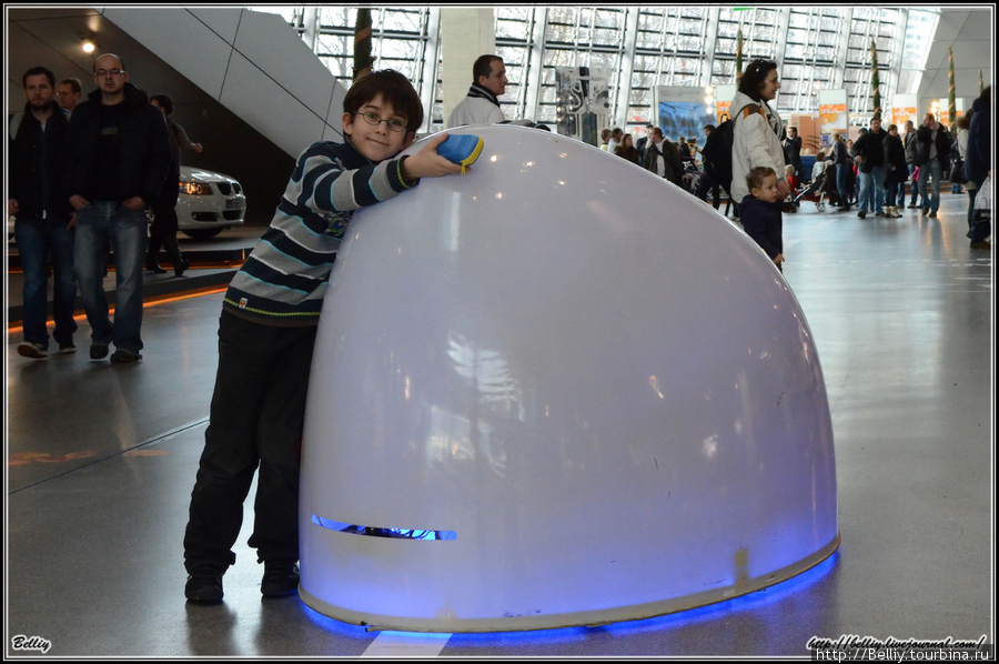 BMW Welt and Museum Мюнхен, Германия