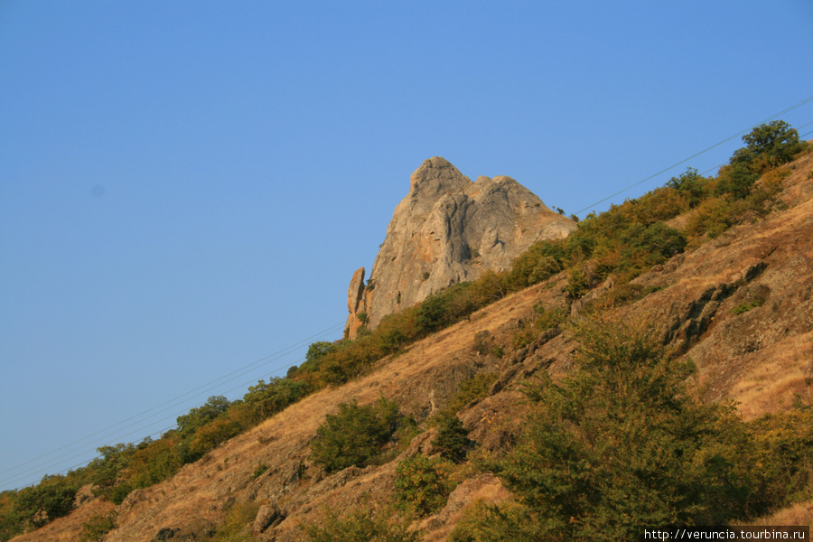 Гора Лягушка неподалеку от Судака. Республика Крым, Россия