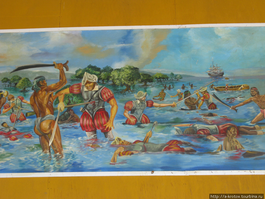 Красочные панно, изображающие первую освободительную битву филиппинского народа Лапу-Лапу-Сити, остров Себу, Филиппины