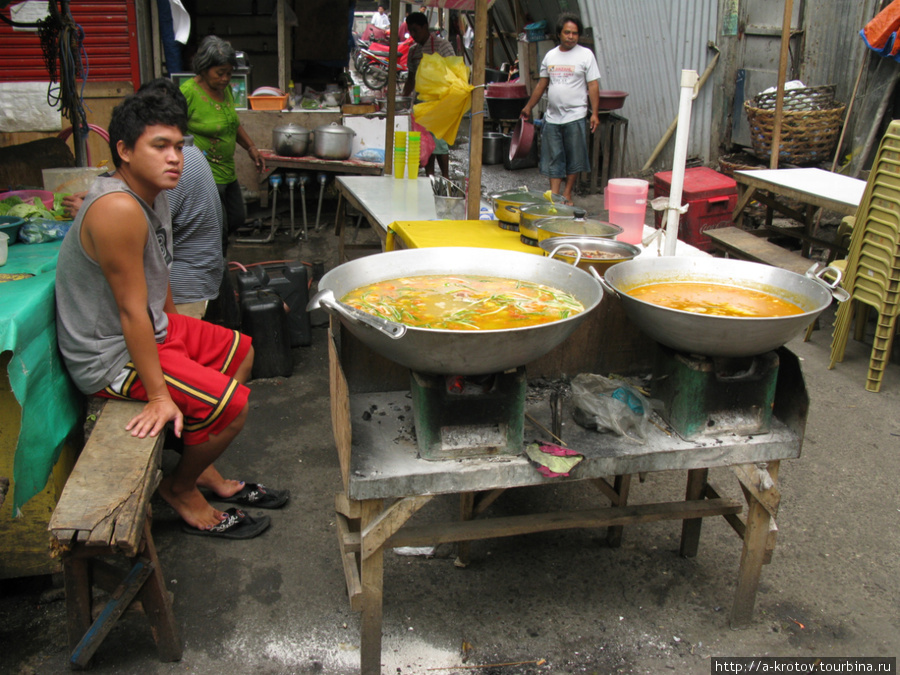 Уличные едальни Себу-Сити, остров Себу, Филиппины