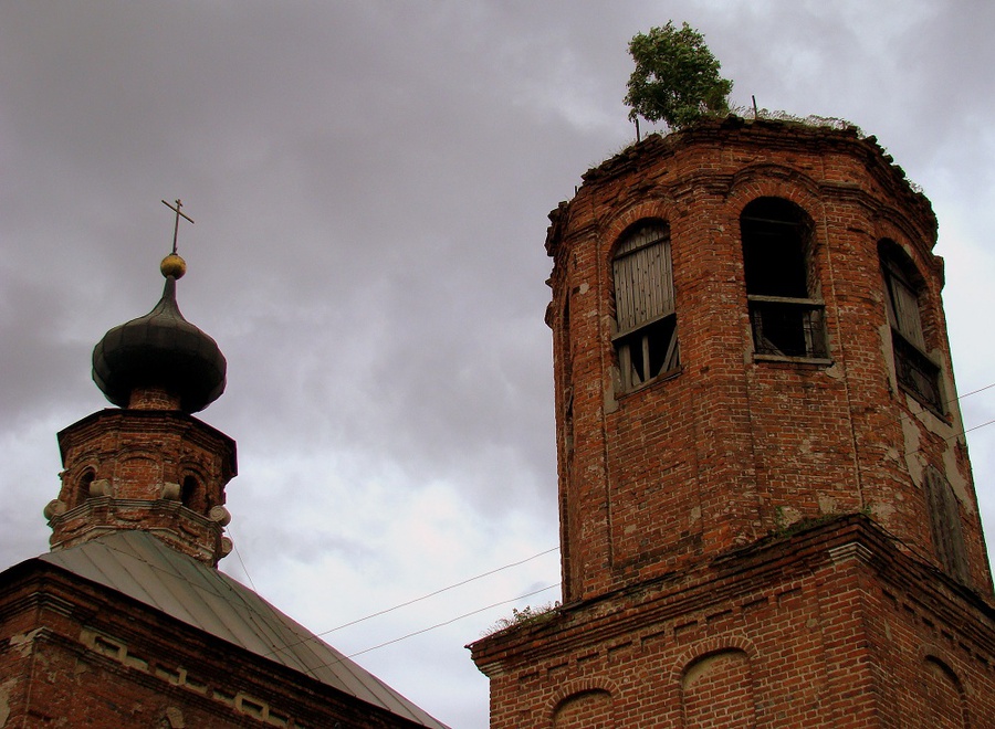 Архитектура веры и надежды (часть 3 — могила бога) Россия