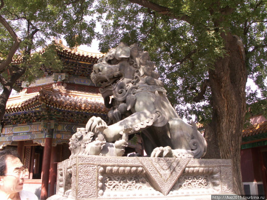 Пекин - храм Yong he cong Пекин, Китай