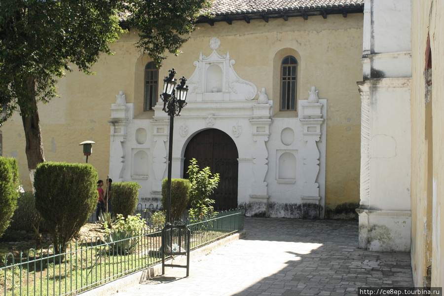 Эталон колониального стиля Сан-Кристобаль-де-Лас-Касас, Мексика