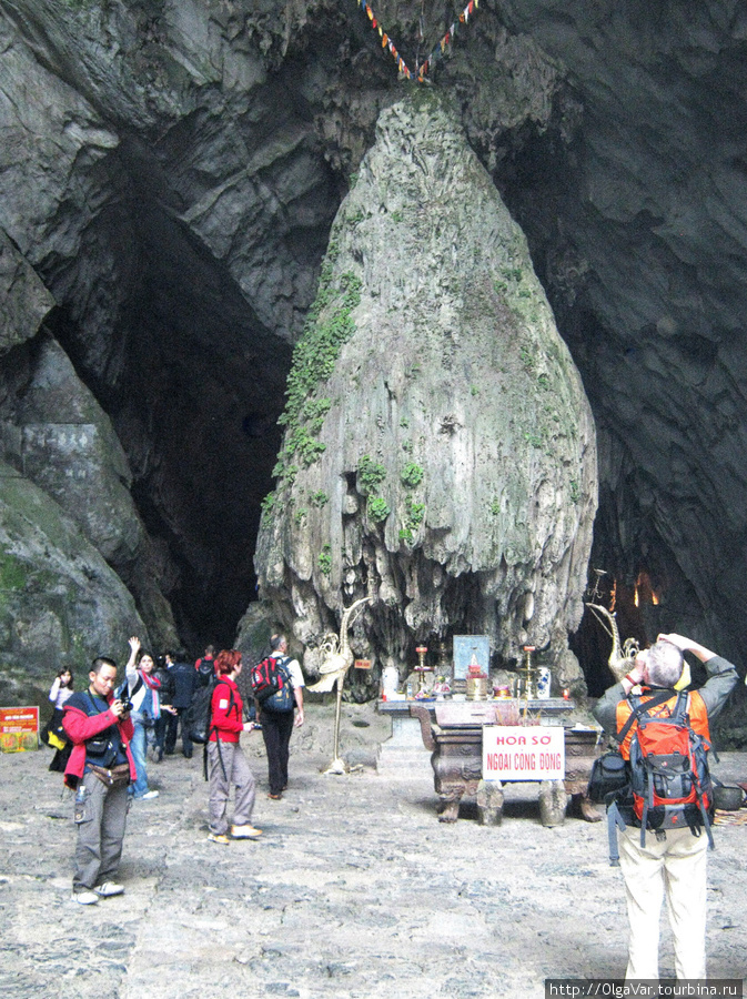 Ароматная пагода в скале