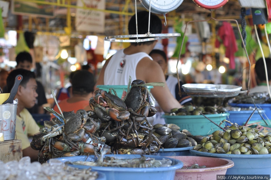 Рынок D'Talipapa Остров Боракай, Филиппины