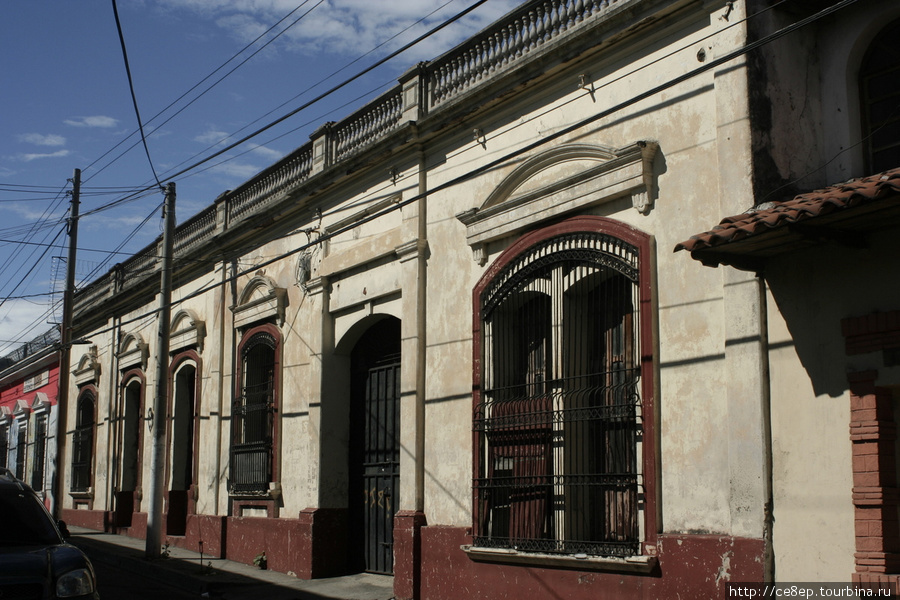 Фасады радуют Санта-Ана, Сальвадор