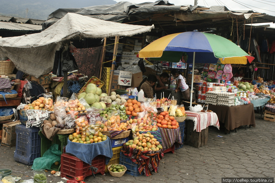 Городской рынок Антигуа, Гватемала