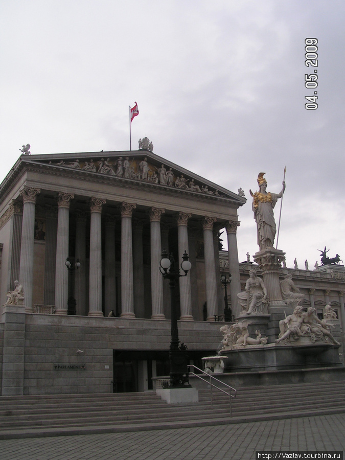 Фасад парламента Вена, Австрия