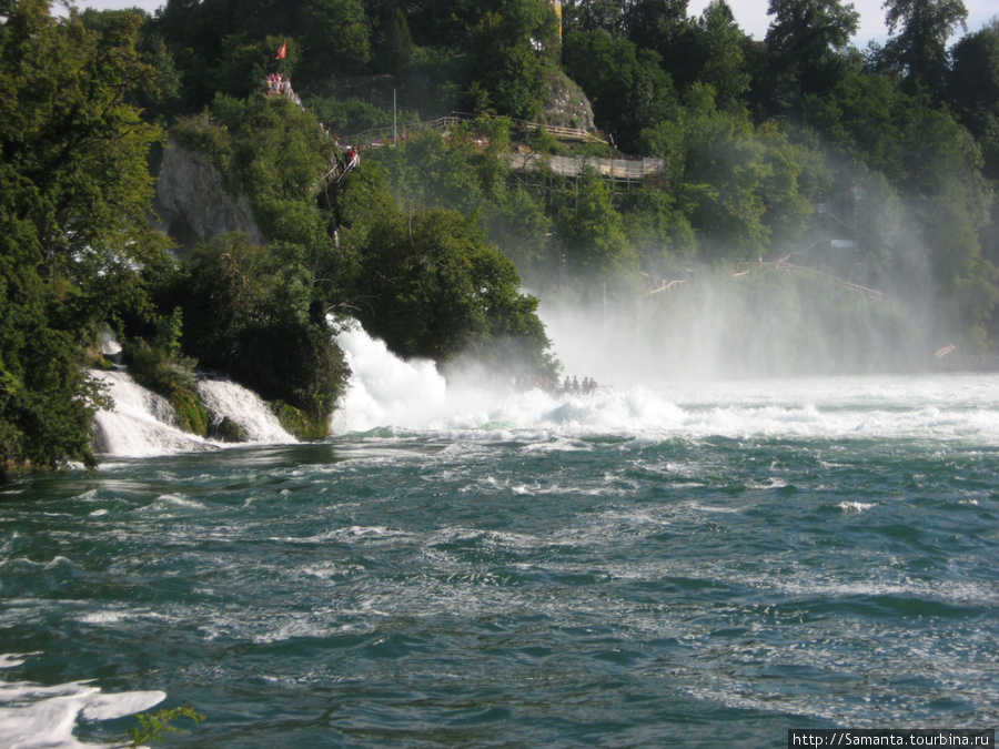 Рейнский водопад - чудо природы Нойхаузен-ам-Райнфалль, Швейцария
