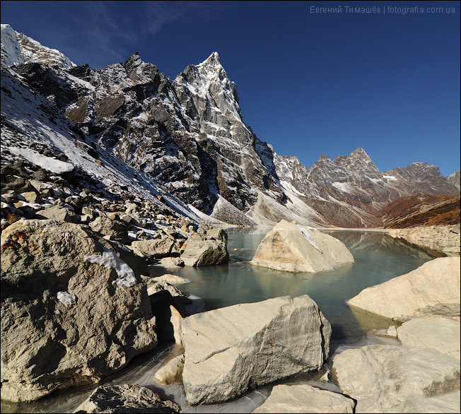 Трек к Эвересту в ноябре Зона Сагарматха, Непал