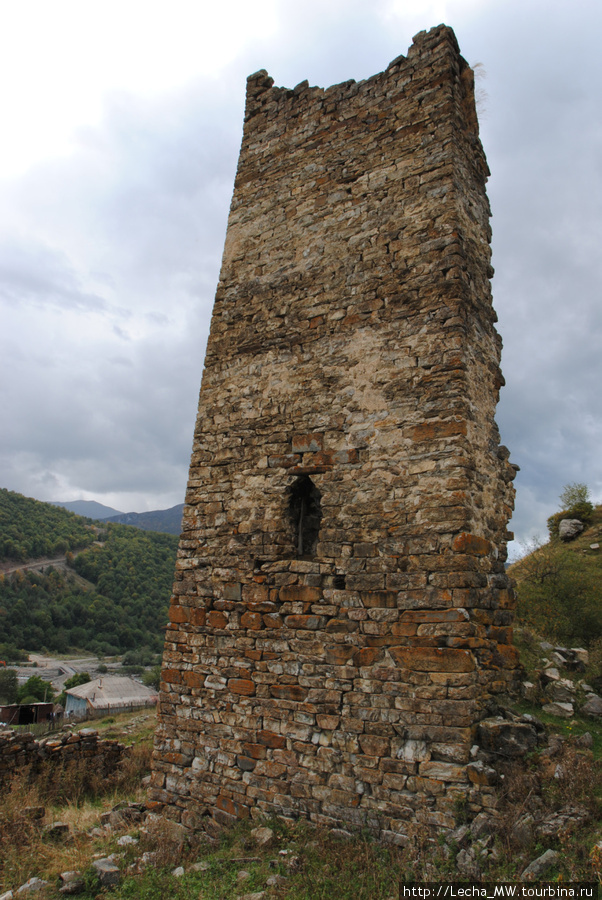 Урс-машыг ( Белая башня) Кударское ущелье, Южная Осетия