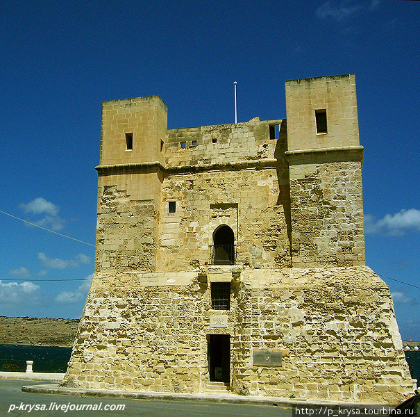 Башня Виньякура Сент-Полс-Бей, Мальта