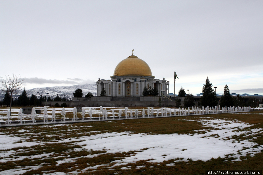Мавзолей Туркменбаши Ашхабад, Туркмения
