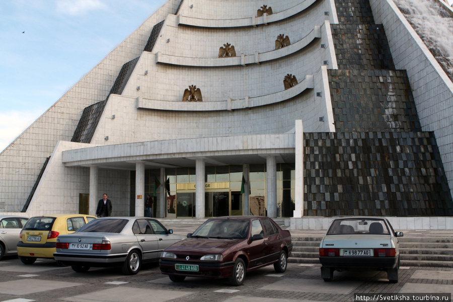 Пятиножка Ашхабад, Туркмения