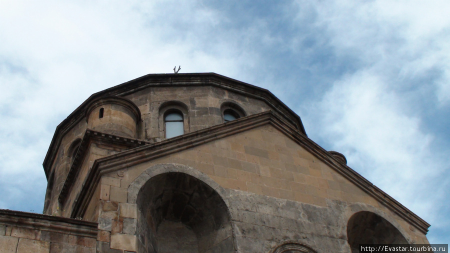 Церковь Святой Рипсиме, духовность и спокойствие Вагаршапат, Армения