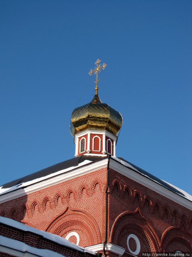 Одна из глав Казанского монастыря. Рязань, Россия