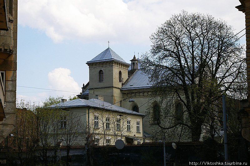 Монастырь и костел Святого Лазаря во Львове