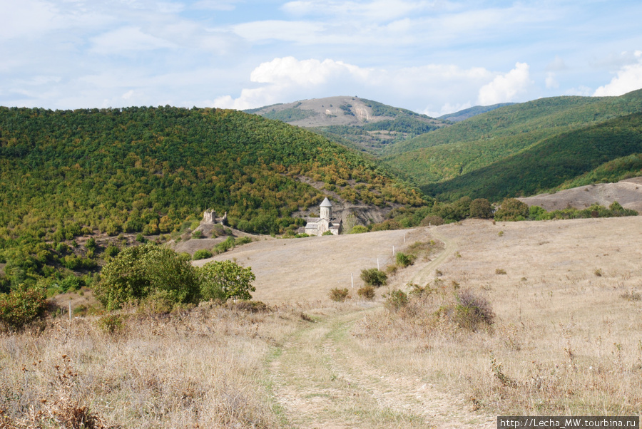 Монастырь Икорта  XII века Ксанское ущелье, Южная Осетия