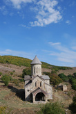 Вид на монастырь Икорта с крепости( фото Валерия Плиева)