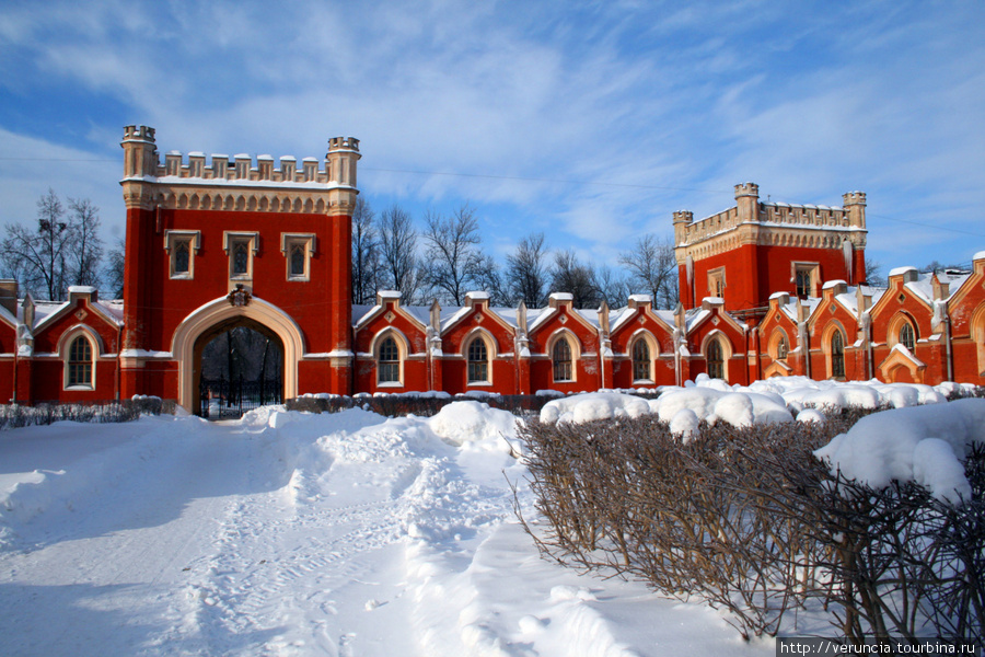 Императорские конюшни Петергоф, Россия