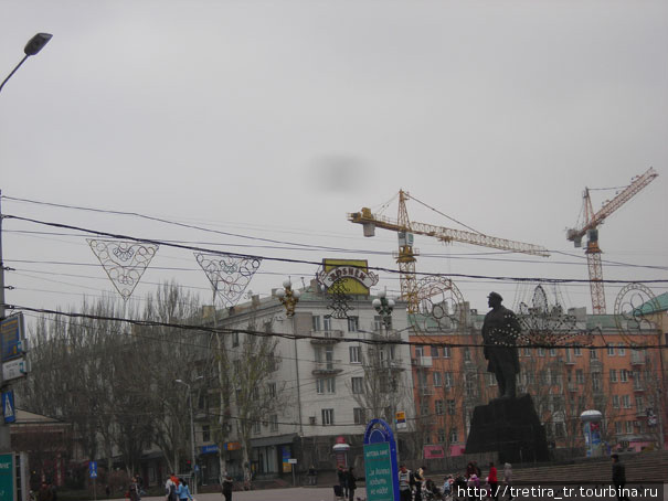 Памятник Ленину, куда же без него. Донецк, Россия