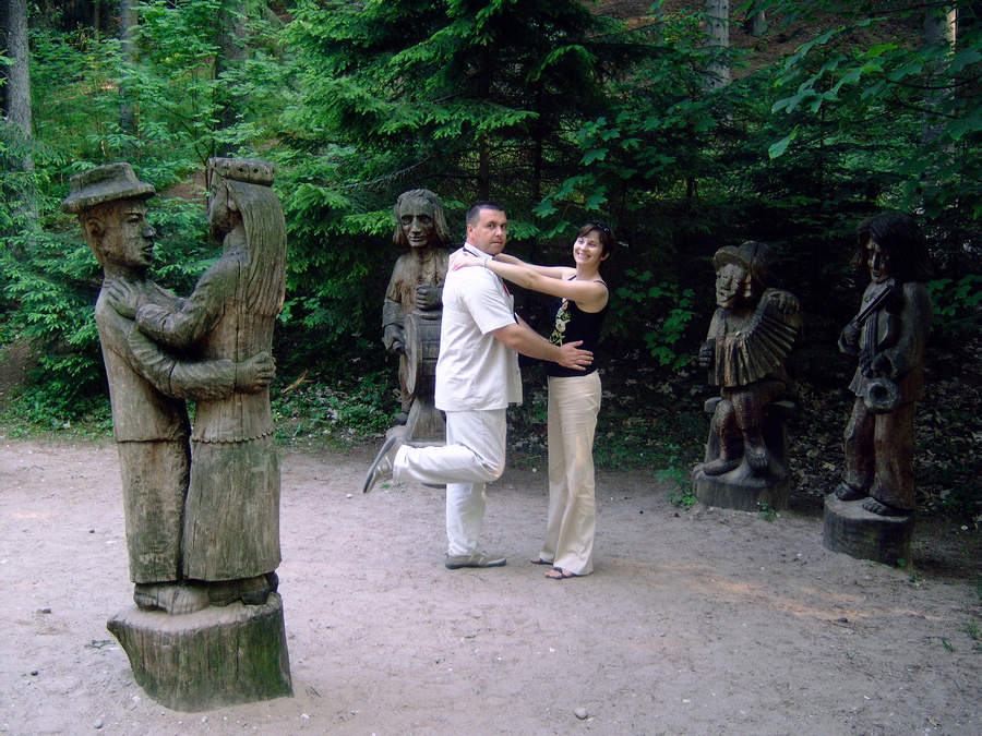 Скульптур деревянных много. Темы разные. Клайпеда, Литва