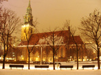 Marienkirche — церковь св. Марии — там же в Mitte за Телебашней