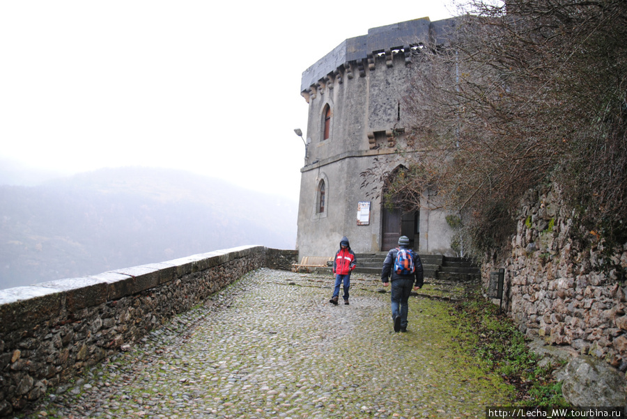 Замок графов Foix Фуа, Франция