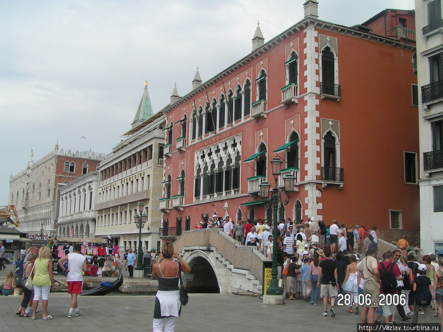 Людской поток Венеция, Италия