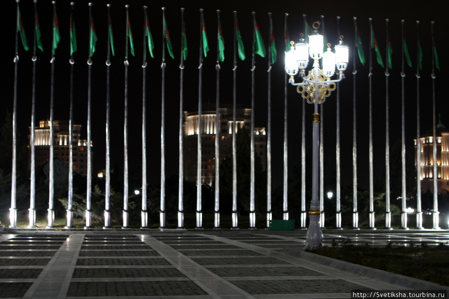 Ночной Ашхабад Ашхабад, Туркмения