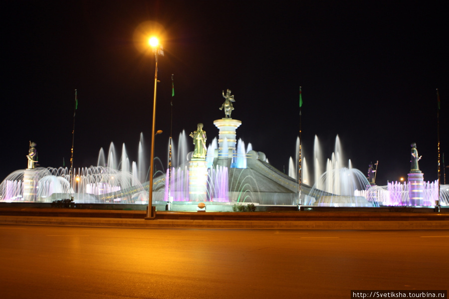 Ночной Ашхабад Ашхабад, Туркмения