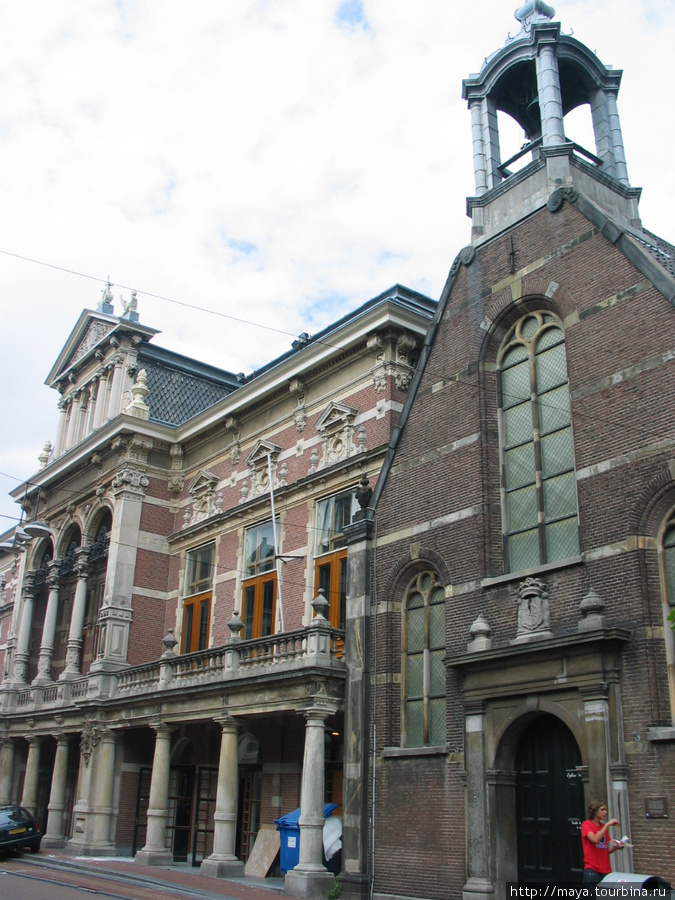 Валлонская церковь и театр Лейден, Нидерланды