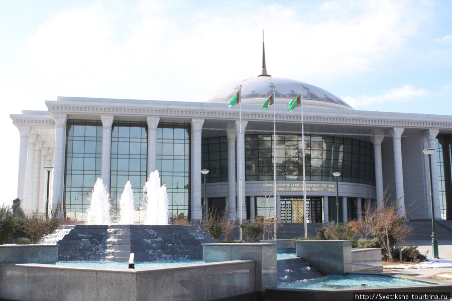 Музей изобразительных искусств Туркменистана Ашхабад, Туркмения