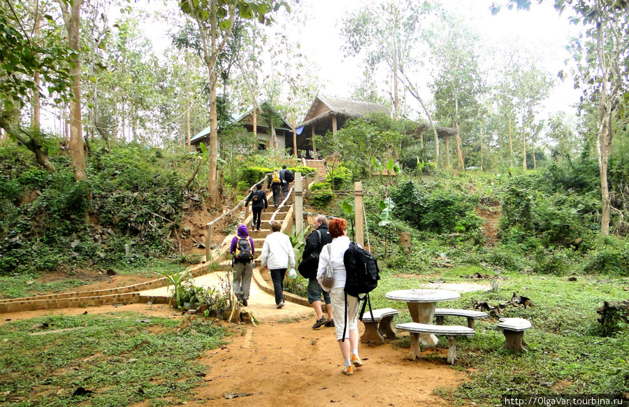 Прибытие в Mahout Eco Lodge Луанг-Прабанг, Лаос