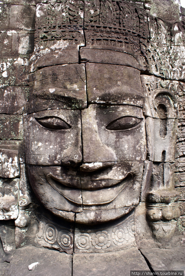 Лицо в храме Байон Ангкор (столица государства кхмеров), Камбоджа