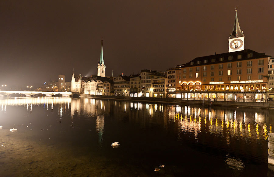 Цюрих ночью Цюрих, Швейцария