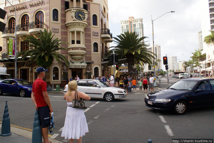 Пешеходный переход Серферс-Парадайз, Австралия