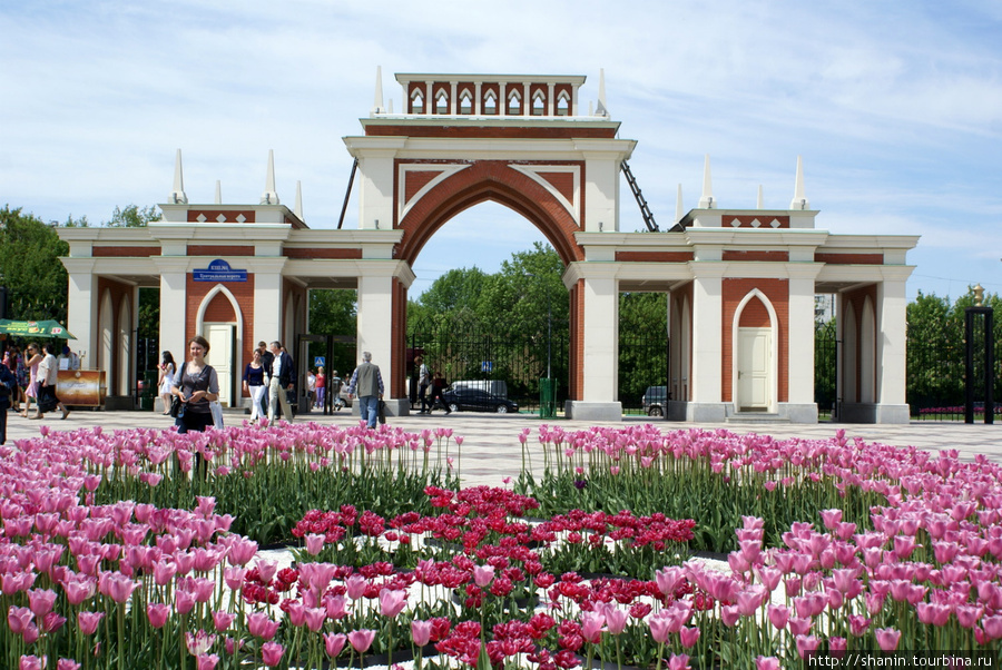 Ворота парка Царицыно Москва, Россия