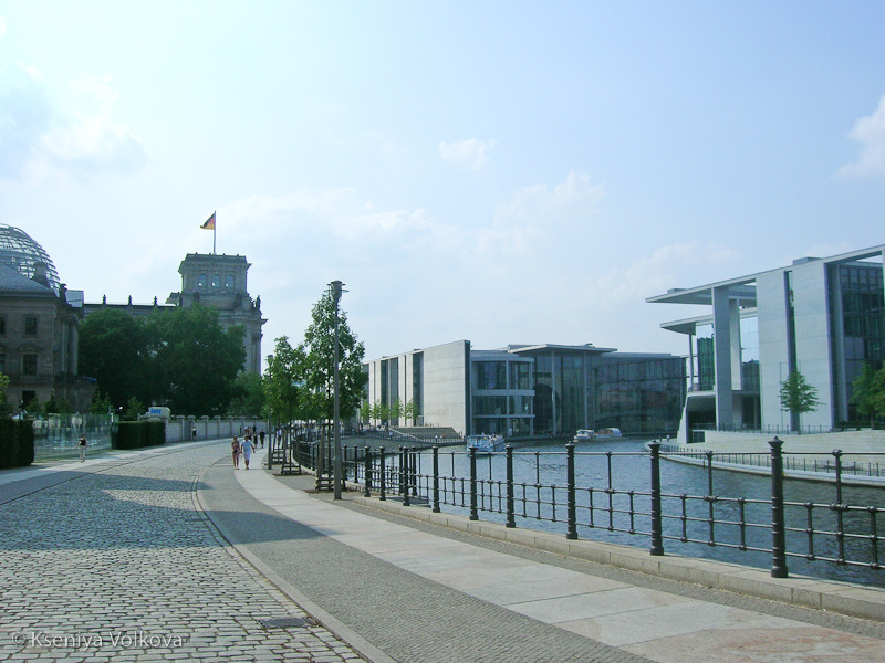  Рейхстаг и вокруг: Лента Федерации Берлин, Германия