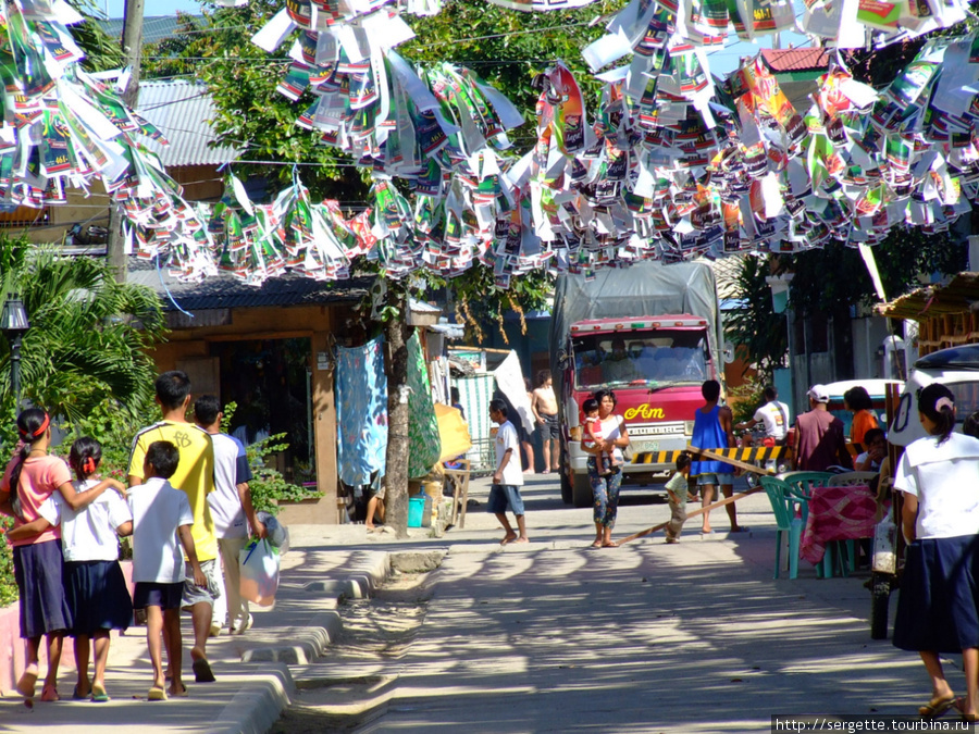 Эль Нидо готовотся Встретить праздник Пуэрто-Принсеса, остров Палаван, Филиппины