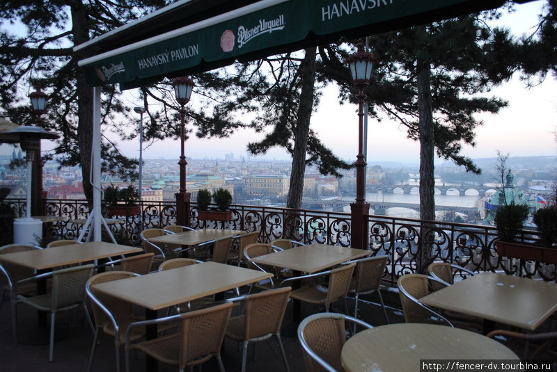 Чудесный ресторан с чудесным видом Прага, Чехия
