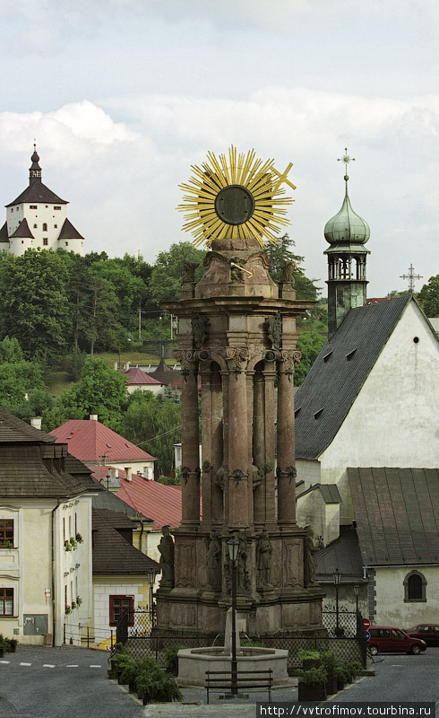 Чумная колонна в городе Банська Штявница. Словакия