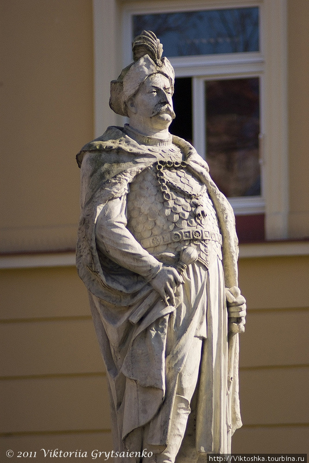 19.02.2011 года. Памятник Яну III Собескому в Пшемышле