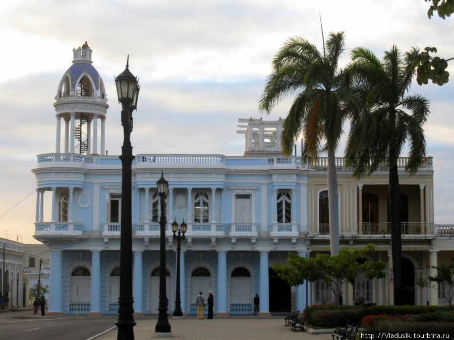 Паласио Феррер Сьенфуэгос, Куба