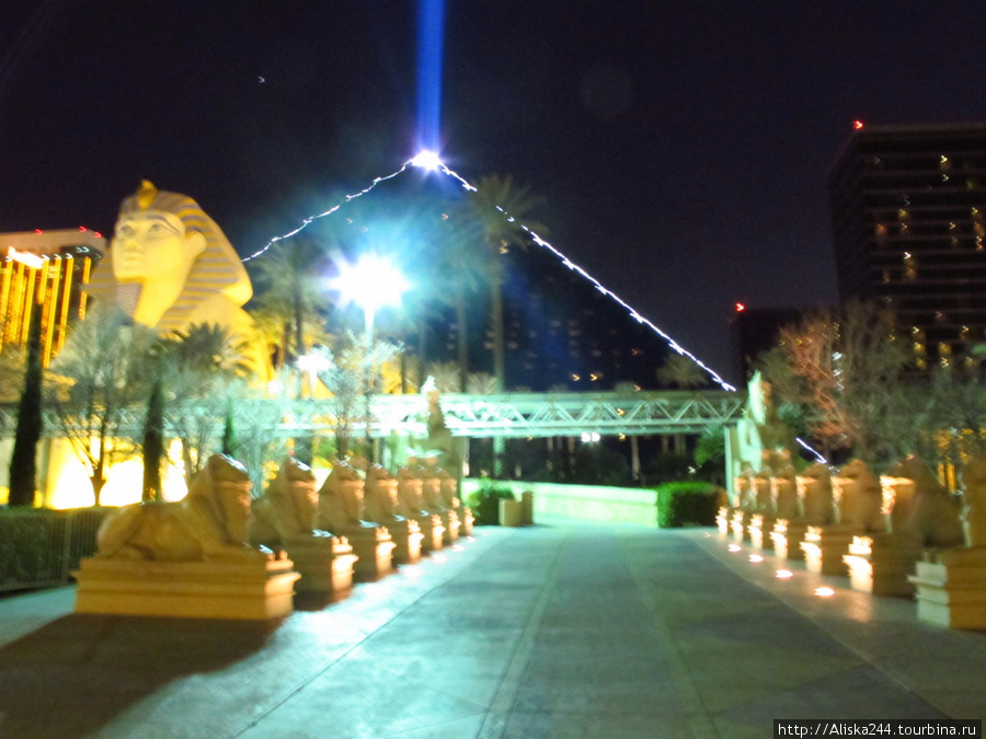 Las Vegas Strip ночью Лас-Вегас, CША