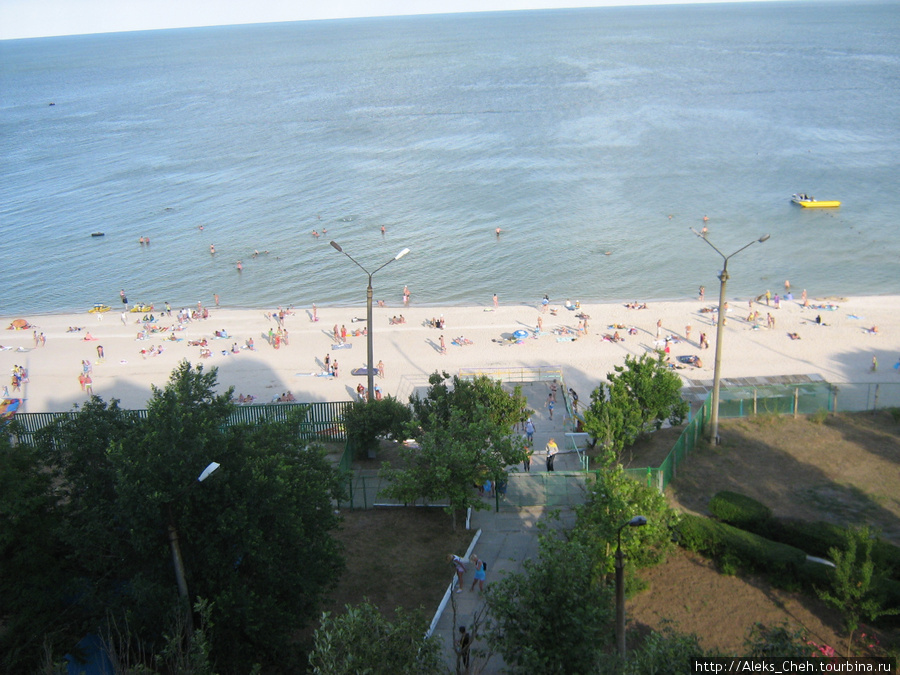 Вид на пляж с высоты Акимовка, Украина