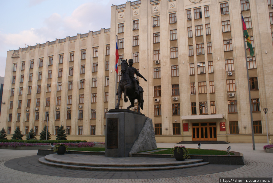 Здание краевого правительства в Краснодаре Краснодар, Россия