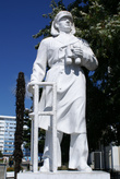 Памятник капитану в Туапсе