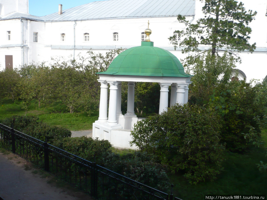 ротонда на месте захоронения игумена Нижний Новгород, Россия
