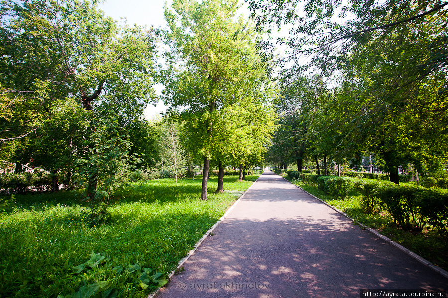один из парков в городе Магнитогорск, Россия